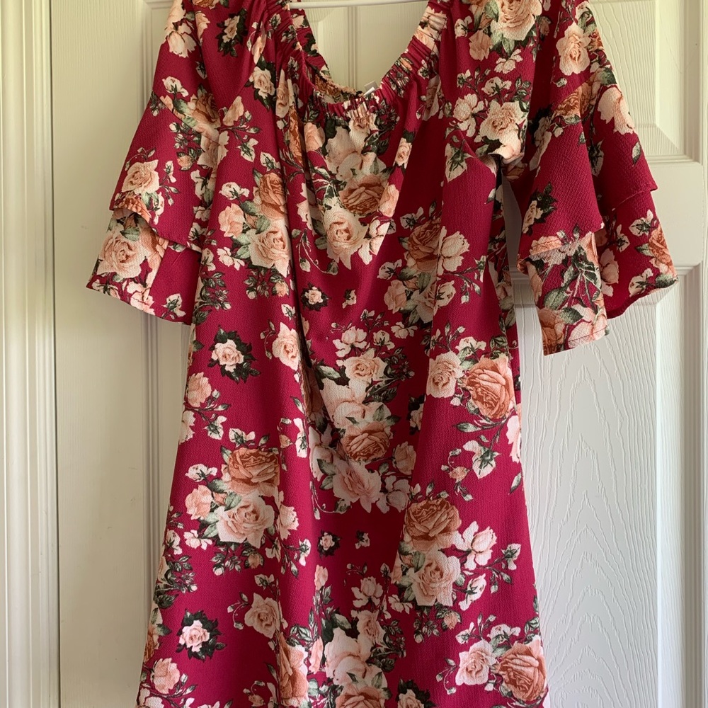 3/$25 Xhilaration Bell Sleeve Dress - Picture 4 of 4
